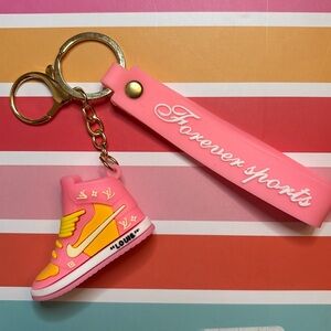 👟💖💗Vibrant Pink Shoe Keychain💗💖👟